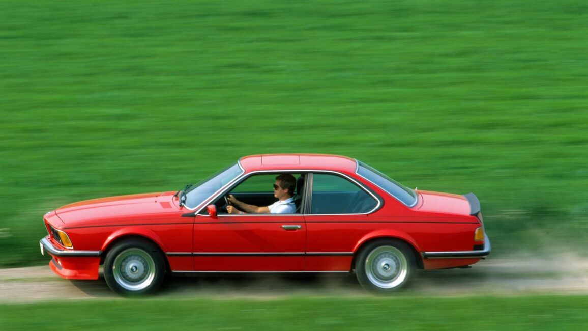 Blau-weiße Dynamik: Die rasanten Bayern: Sportliche Kultmodelle von BMW