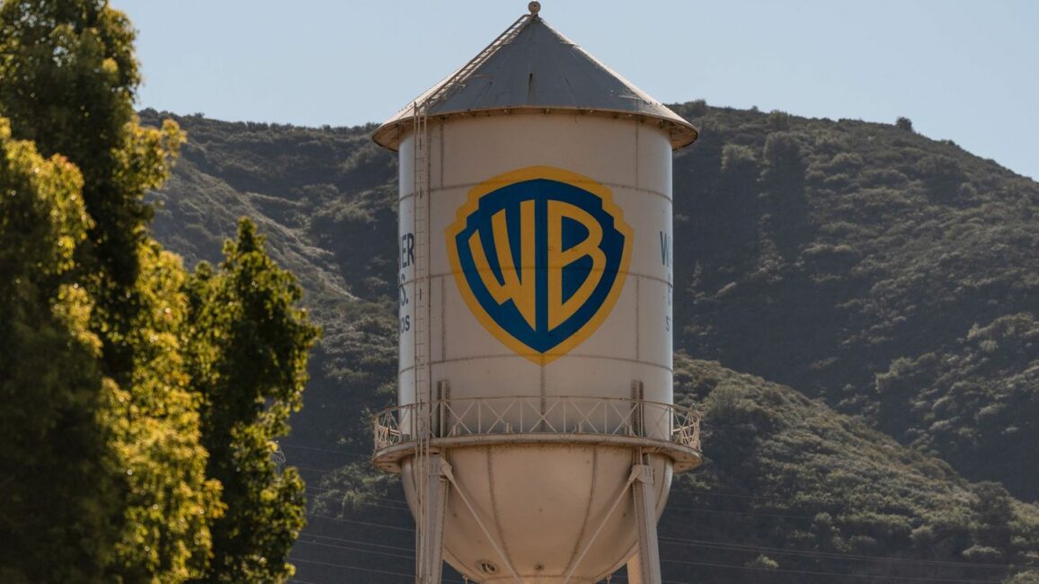 Bieterschlacht in Hollywood: Trump: Werde mich aus Prüfung des Warner-Deals heraushalten