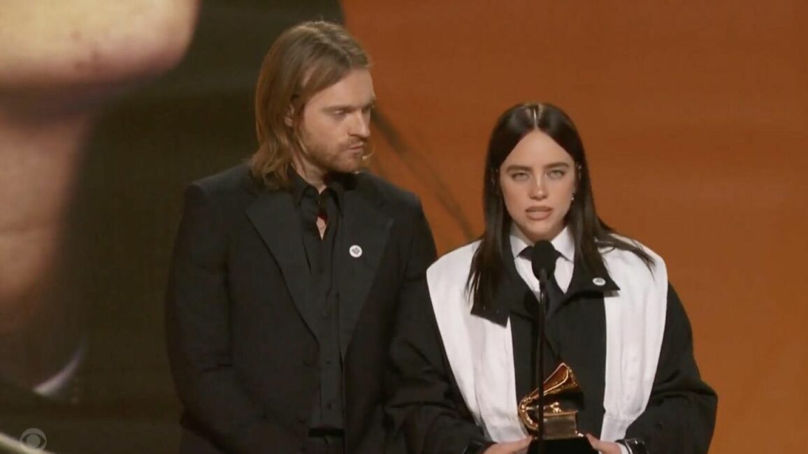 ICE Festnahme Musikpreis: "ICE out" – Musikstars attackieren Trump bei Grammys