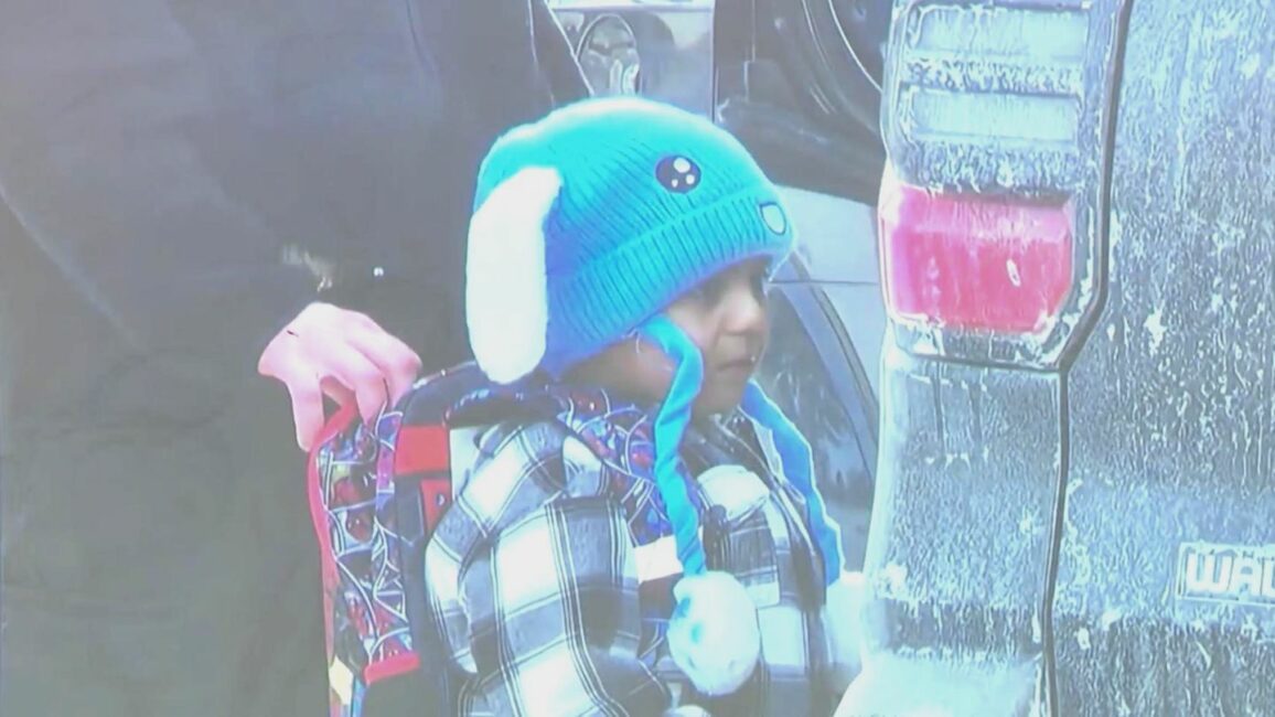 3. Februar Fünfjähriger Liam: Von ICE festgenommener Junge fliegt nach Hause