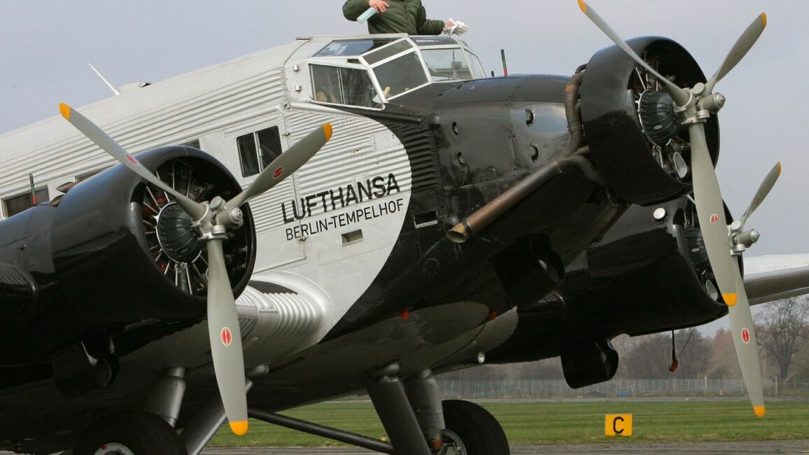100-Jahr-Feier: Lufthansa-Chef: Nehmen unsere Nazi-Geschichte an