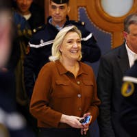 Hammerbande Ungarn Marine Le Pen soll von Frankreichs Präsidentschaftswahl ausgeschlossen werden – aber nicht sofort