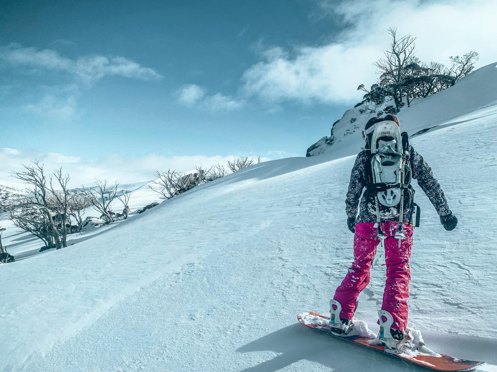 2026 Winter Olympics Womens Snowboarding Halfpipe Detailansicht: 2026 Winter Olympics Womens Snowboarding Halfpipe