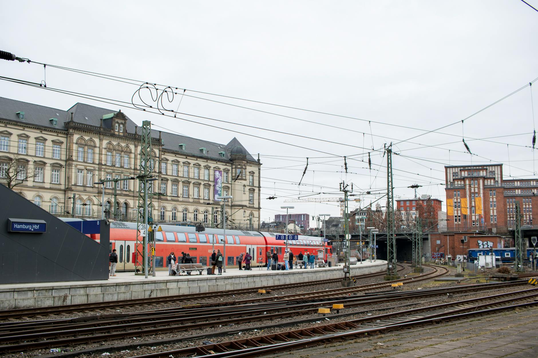 Deutsche Bahn Tarifrunde Illustration zu Deutsche Bahn Tarifrunde