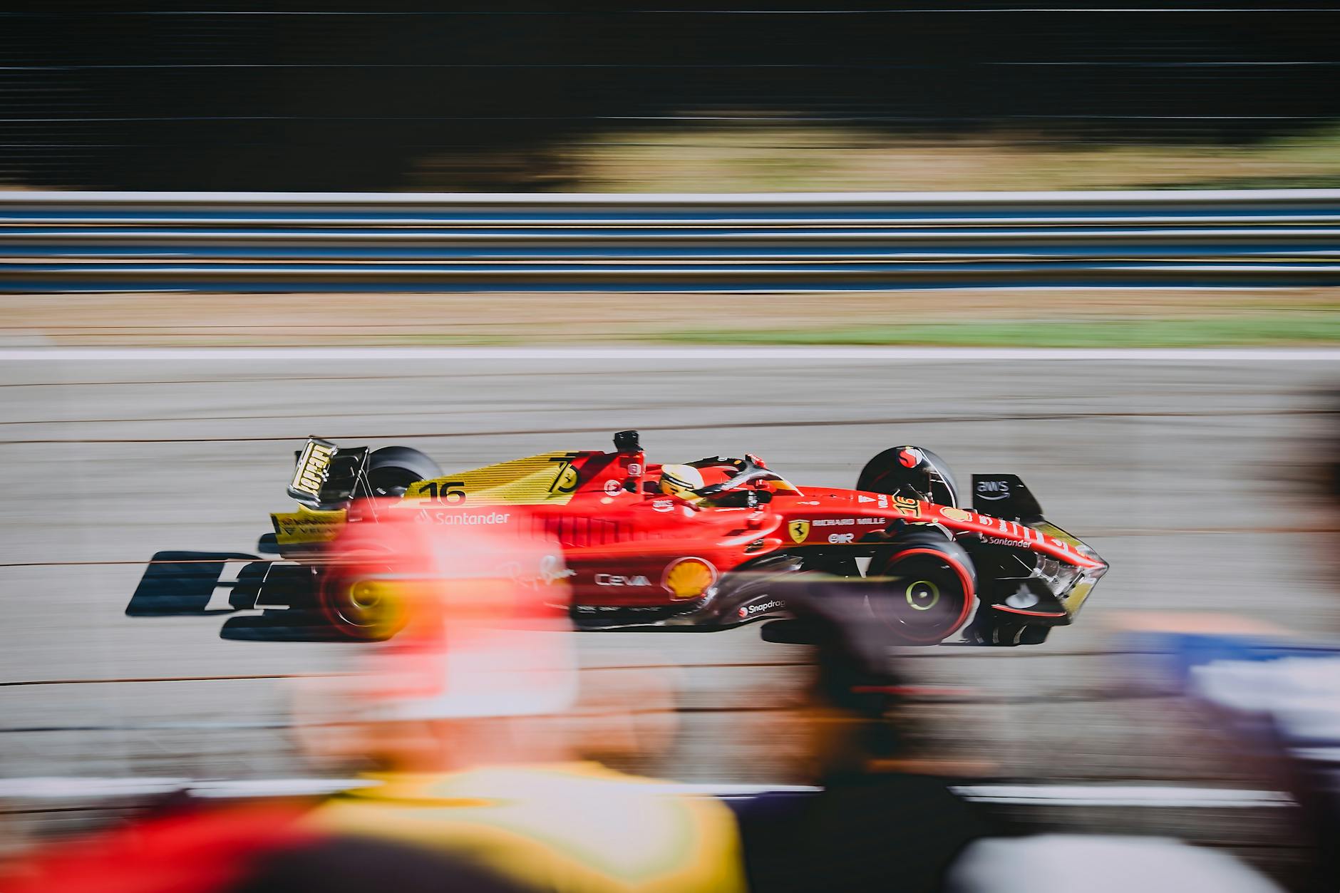 Ferrari Luce Illustration zu Ferrari Luce