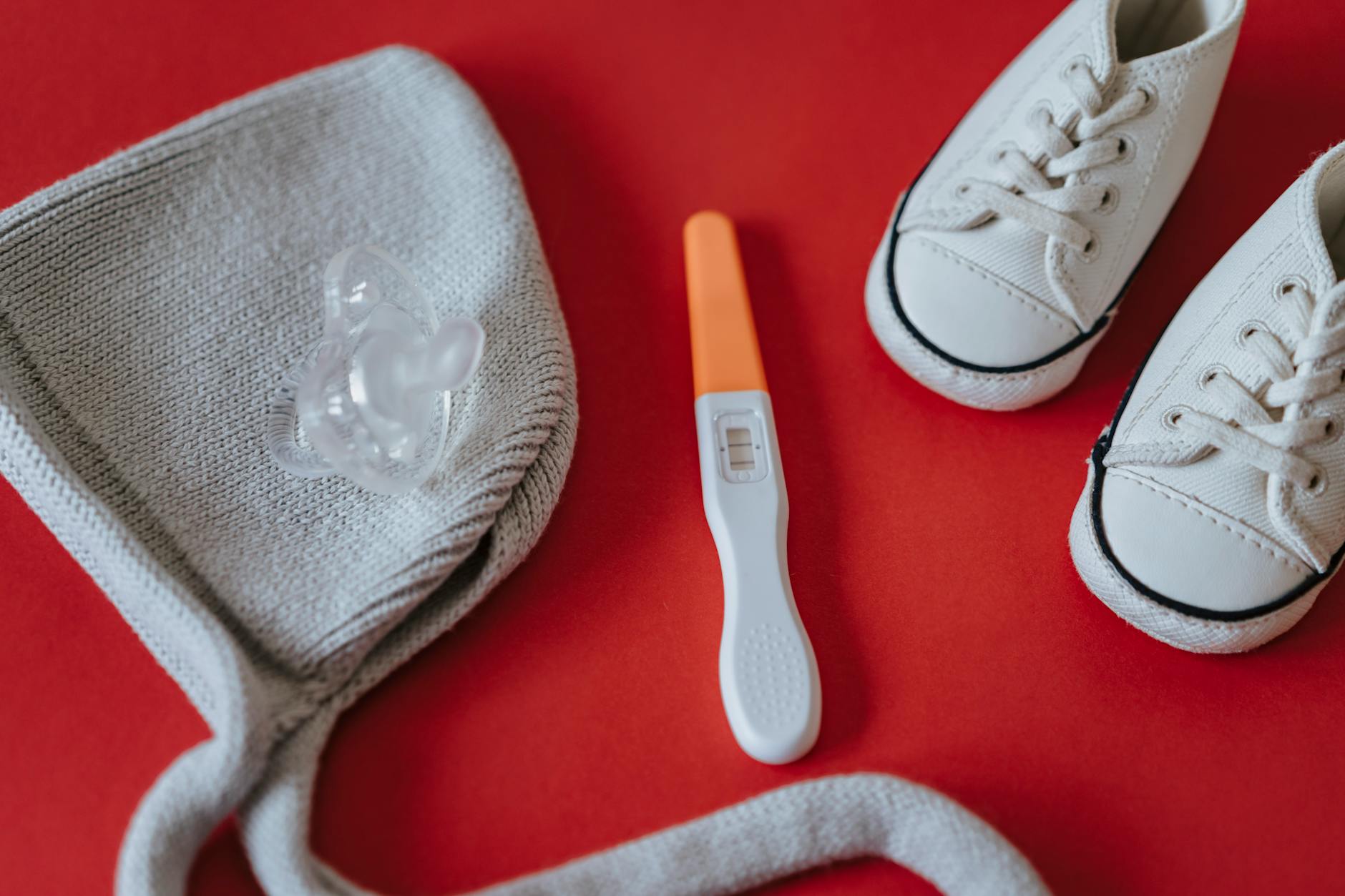 Meningokokken Baby Symbolbild zum Thema Meningokokken Baby