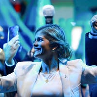 Marine Le Pen Wahl Die rechte Regierungskandidatin Laura Fernández ist neue Präsidentin von Costa Rica