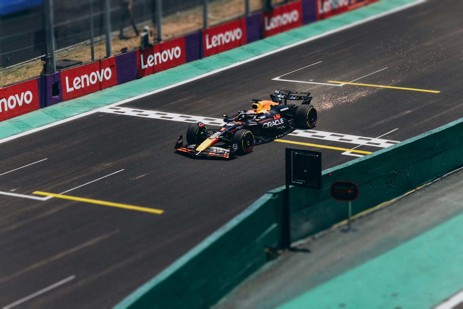 Illustration zu Formel 1 Heute