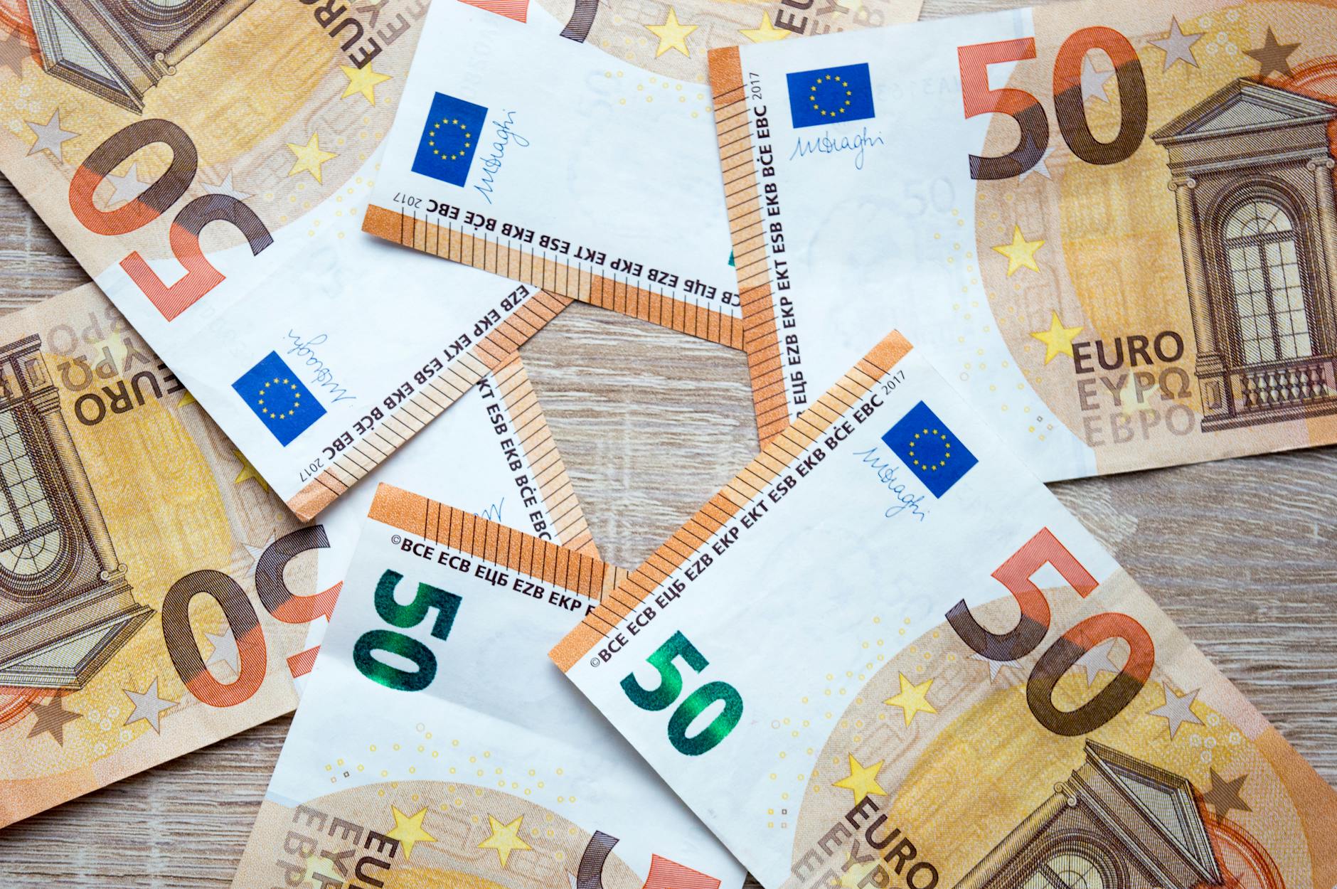 Illustration zu 1000 Euro Krisenbonus öffentlicher Dienst