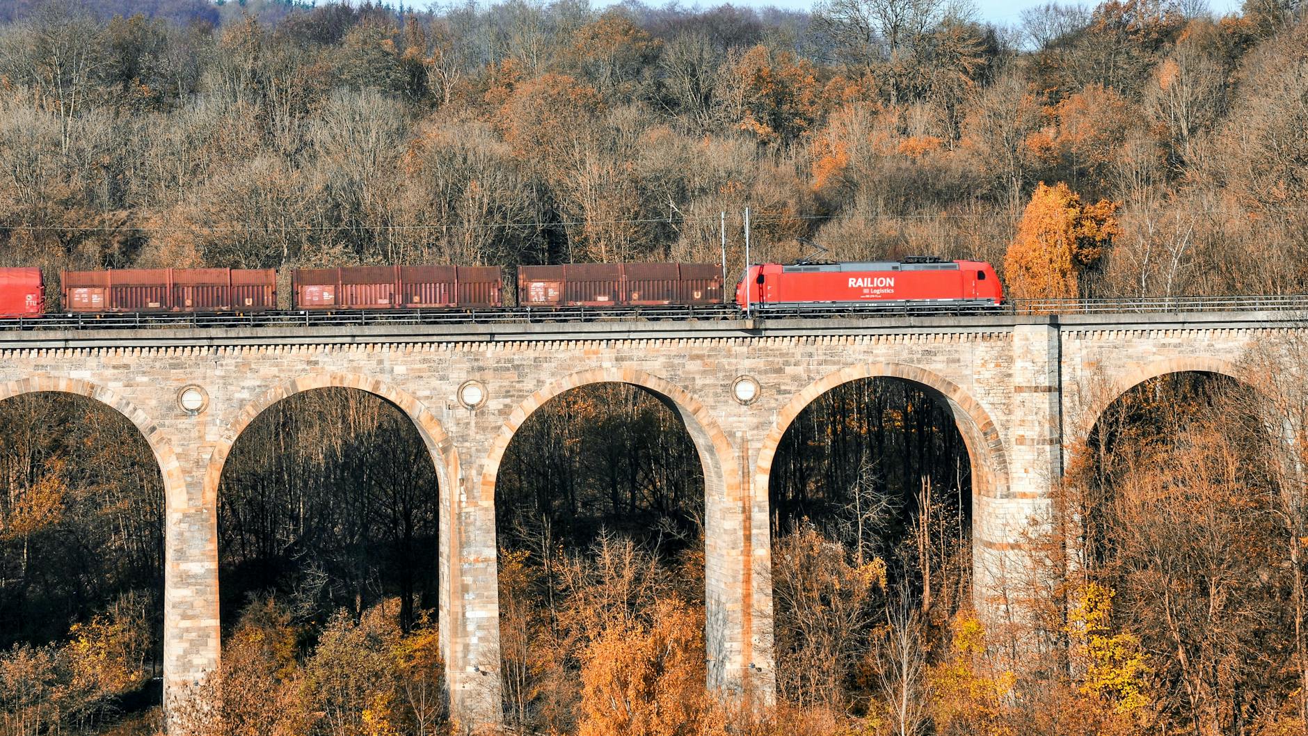 Illustration zu Deutsche Bahn Preiserhöhung