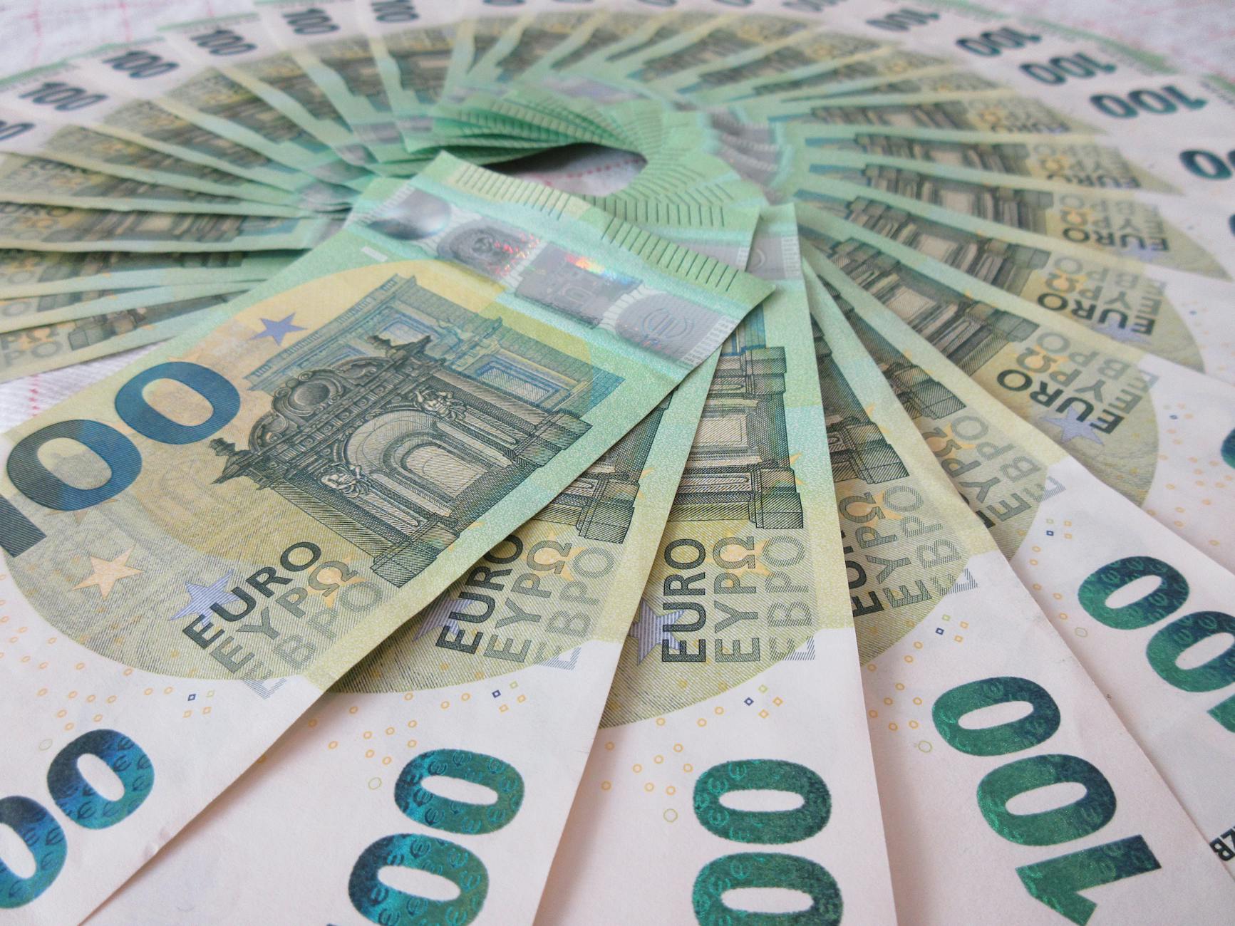 Hart Aber Fair Tankrabatt Und 1000-euro-praemie Illustration zu Hart Aber Fair Tankrabatt Und 1000-euro-praemie