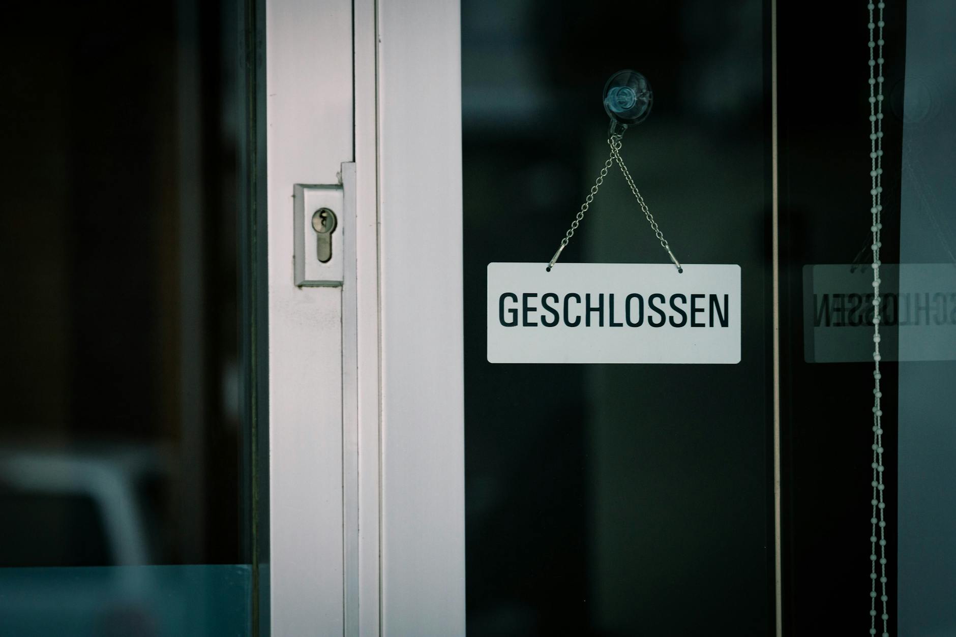 Detailansicht: Karsamstag Geschäfte Offen