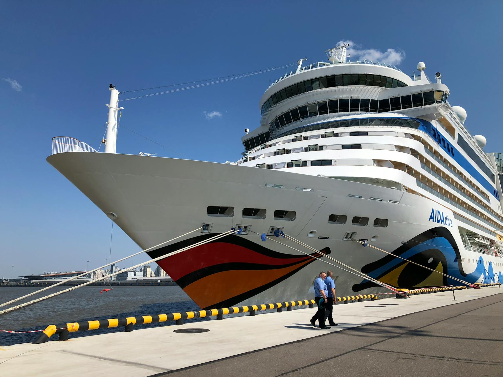 Mein Schiff 4 Symbolbild zum Thema Mein Schiff 4