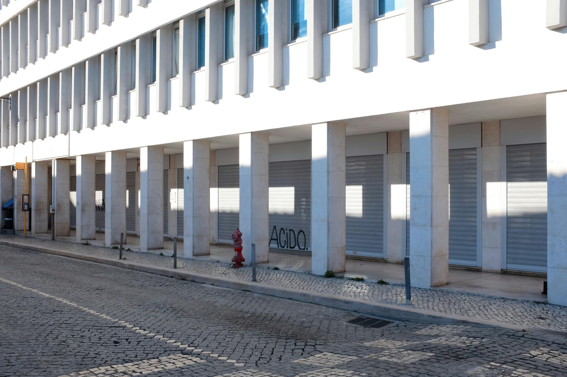 Portugal Krimi Weisse Fracht Detailansicht: Portugal Krimi Weisse Fracht