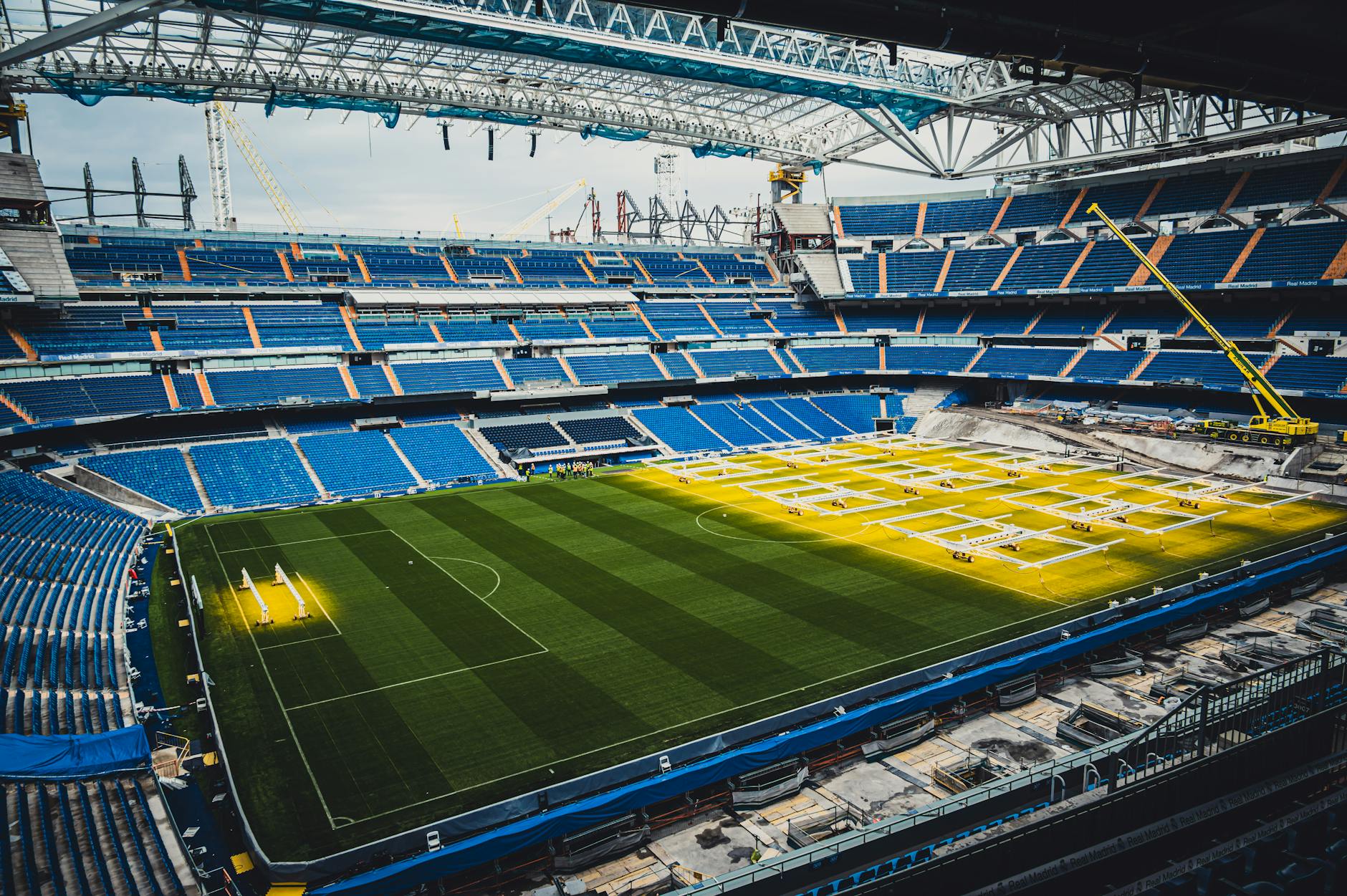 Real Madrid VS Bayern Hinweis: Dieser Artikel Stellt Keine Anlageberatung Dar. Anleger Sollten Eigene Recherche Betreiben. Illustration zu Real Madrid VS Bayern Hinweis: Dieser Artikel Stellt Keine Anlageberatung Dar. Anleger Sollten Eigene Recherche Betreiben.