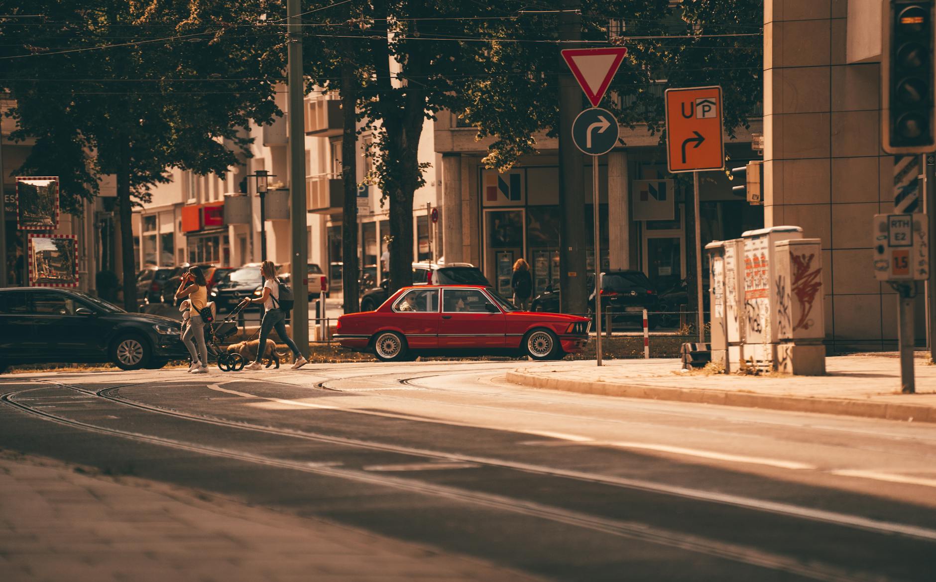 Verkehrswissen Führerschein Illustration zu Verkehrswissen Führerschein