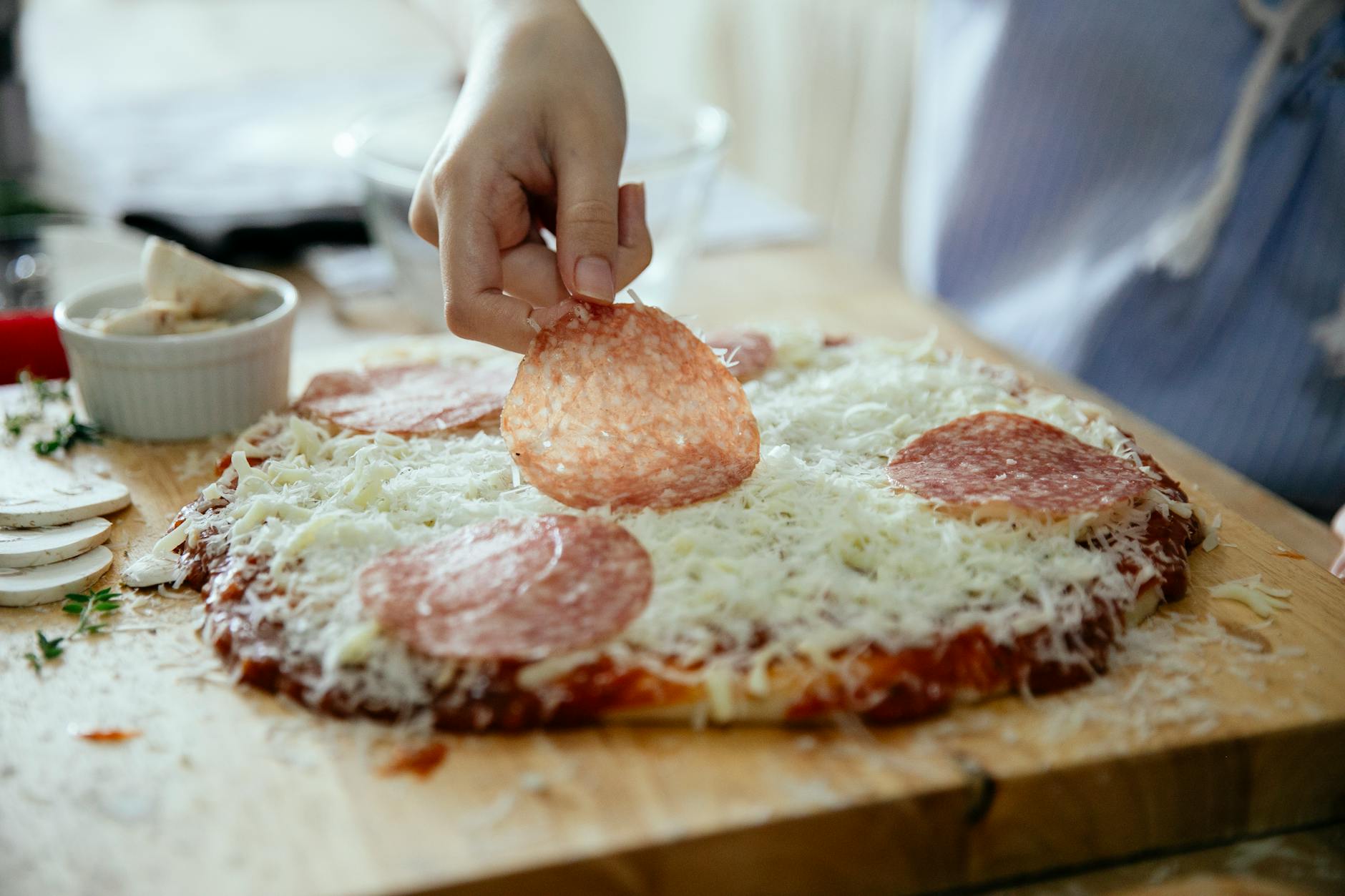 Wurst Salami Rueckruf Illustration zu Wurst Salami Rueckruf