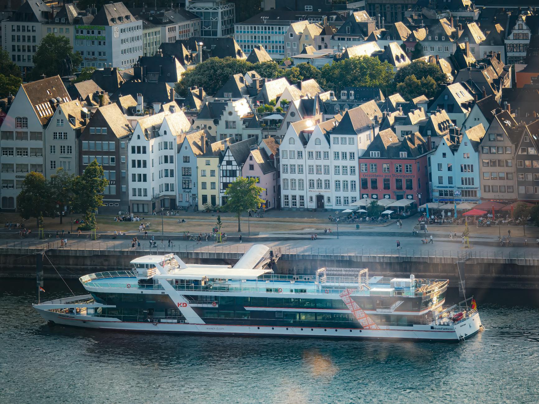 Illustration zu ZDF Traumschiff Island