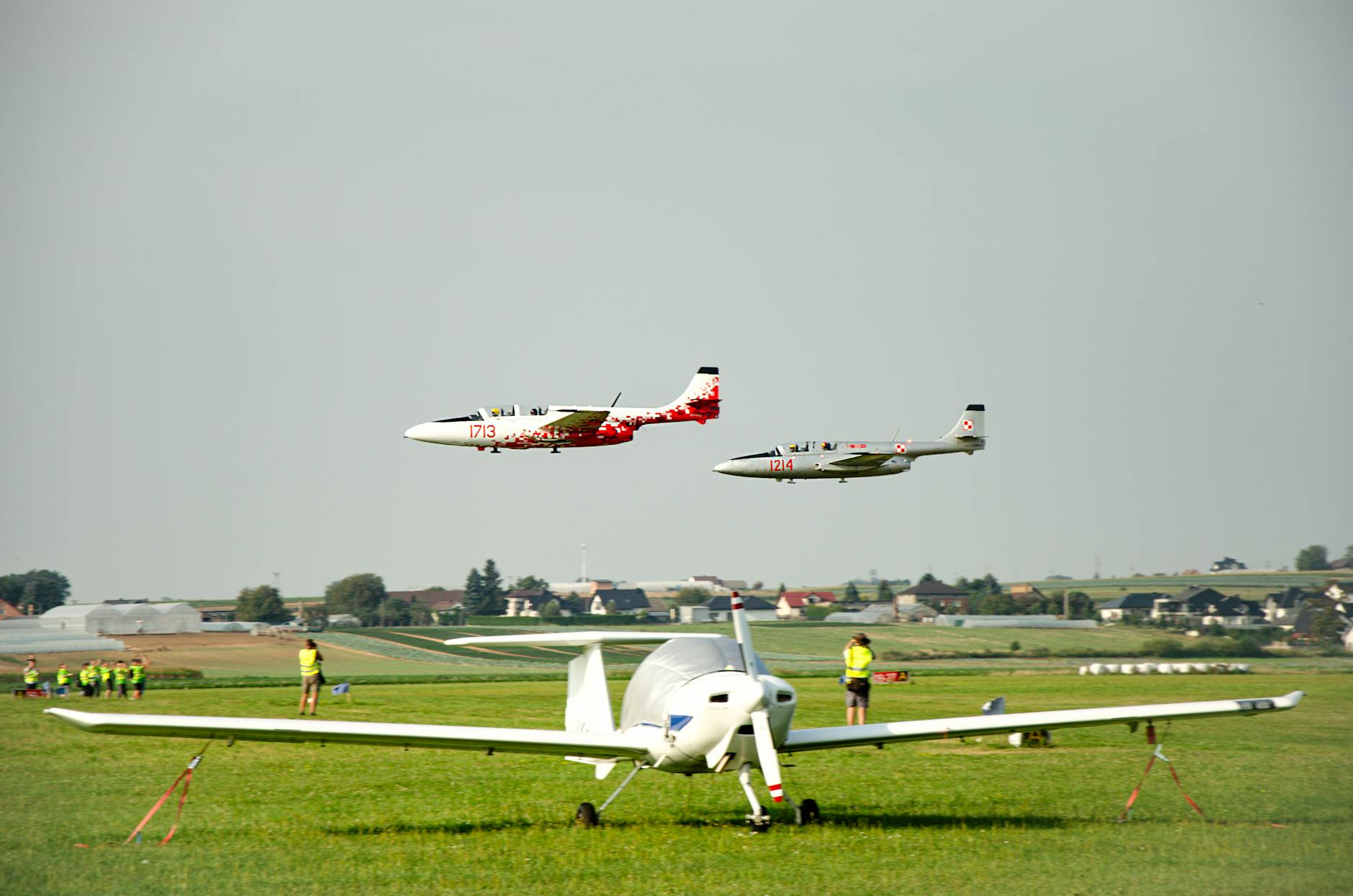 Flugschau Symbolbild zum Thema Flugschau