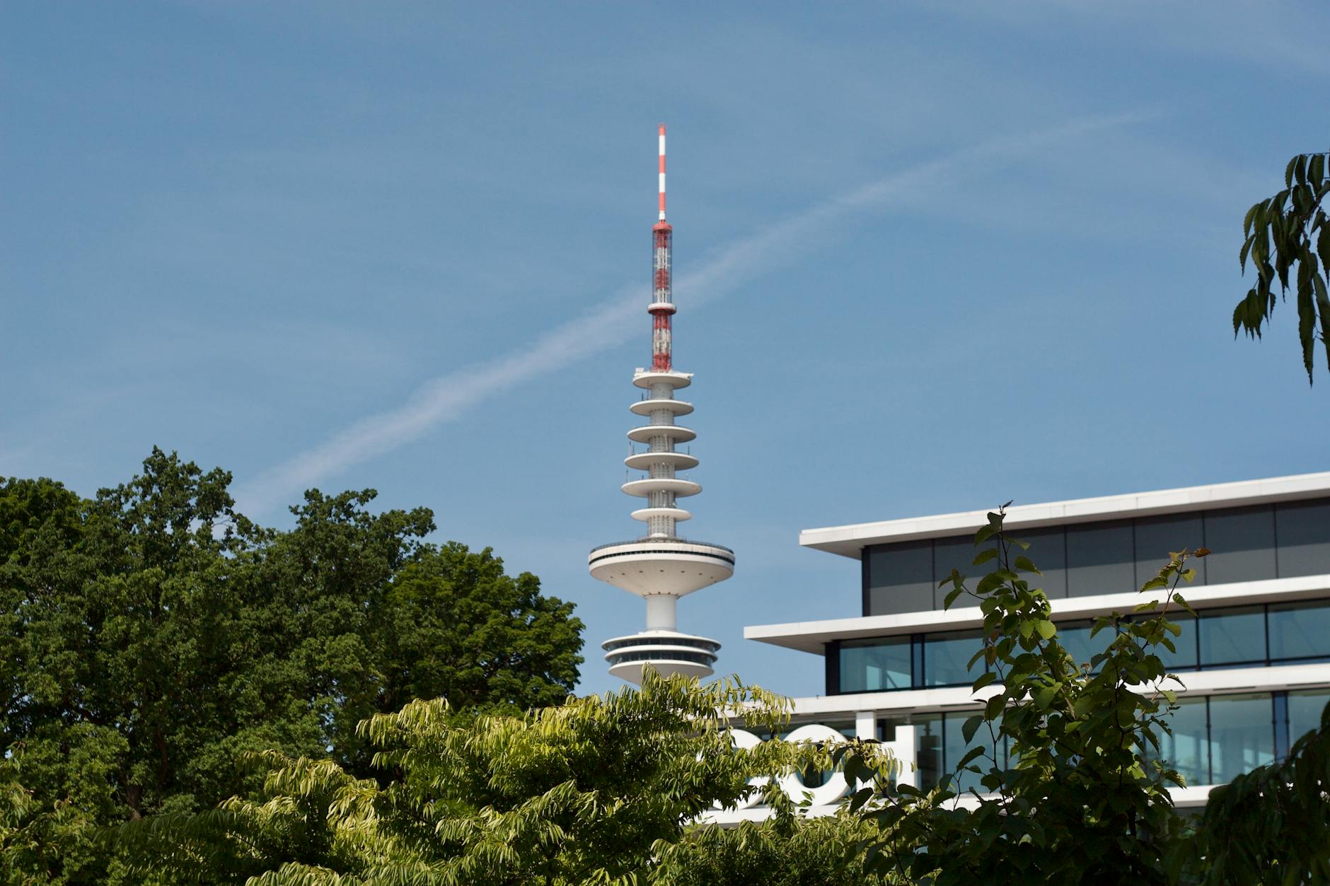 Hamburger Derby TV übertragung 2026 Illustration zu Hamburger Derby TV übertragung 2026