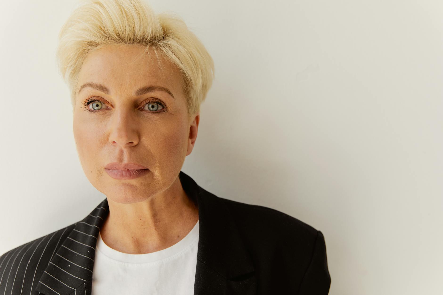 Illustration zu Hannah Waddingham