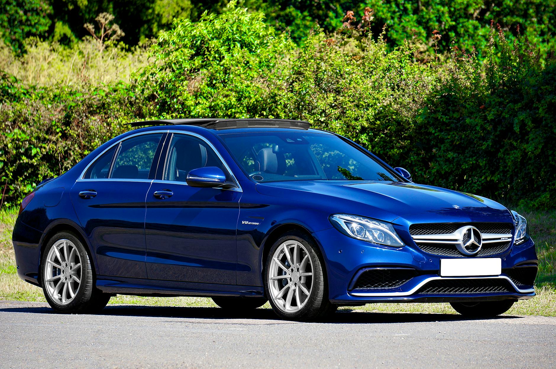 Illustration zu Mercedes Bis 15000