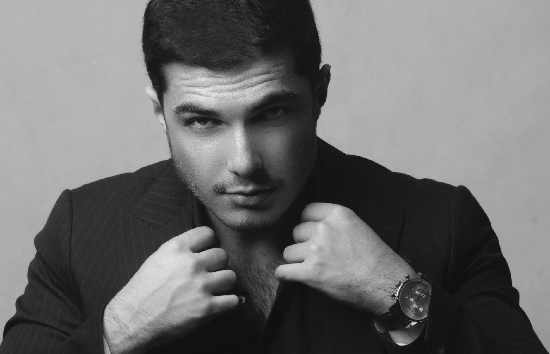 Schauspieler Aram Arami Illustration zu Schauspieler Aram Arami