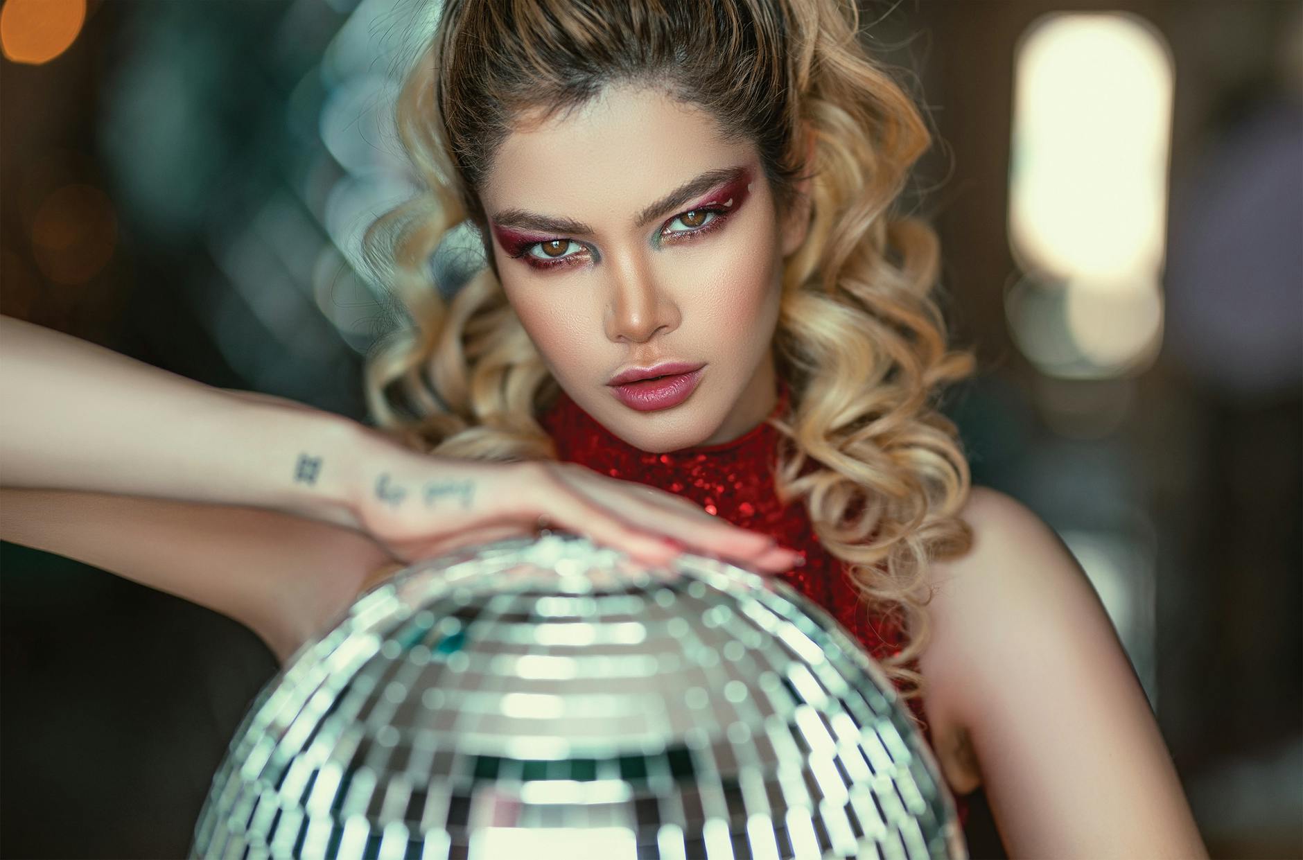 Illustration zu Veronica Fusaro Eurovision Song