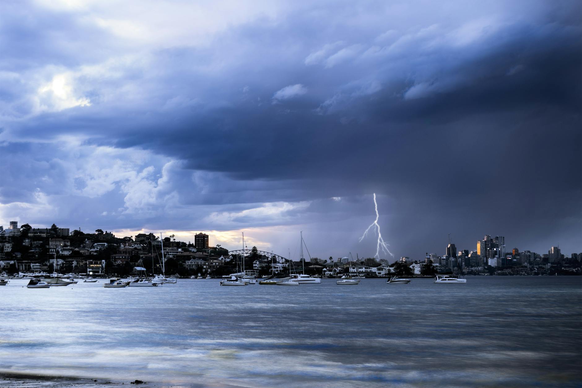 Weather Illustration zu Weather