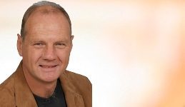 Dr. med. univ. Walter HOFSTÄTTER