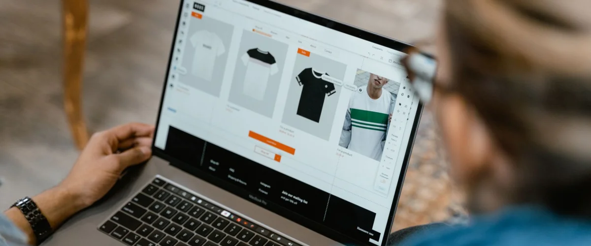 WooCommerce optimieren und die Shop-Performance steigern – Analyse von Ladezeiten und Nutzerverhalten im E-Commerce.